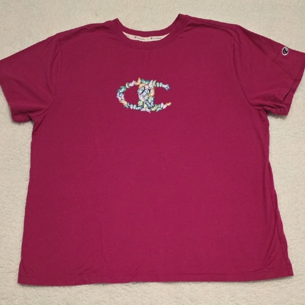 Champion Women's' Magenta T-Shirt